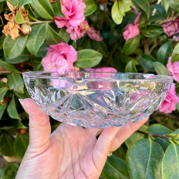 Heavy Leaded Cut Crystal Ashtray Never Used - Picture 4 of 5